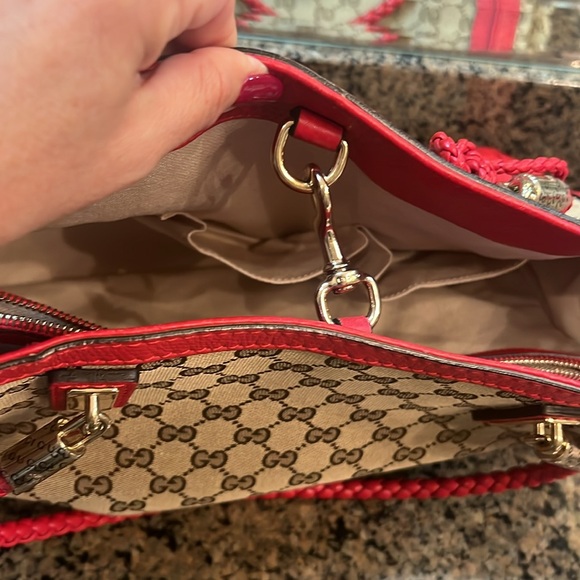 GUCCI BELLA TOTE BAG MONOGRAM CANVAS W/ RED LEATHER TRIM 100% AUTH. With wallet - Picture 9 of 12